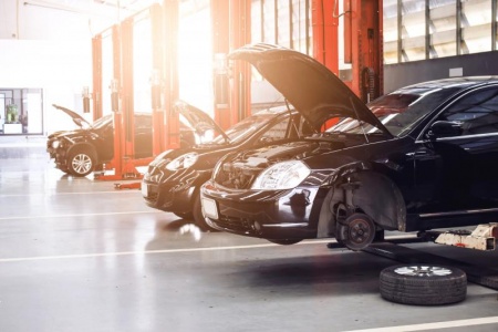 Les services indispensables d'un garage carrosserie de qualité
